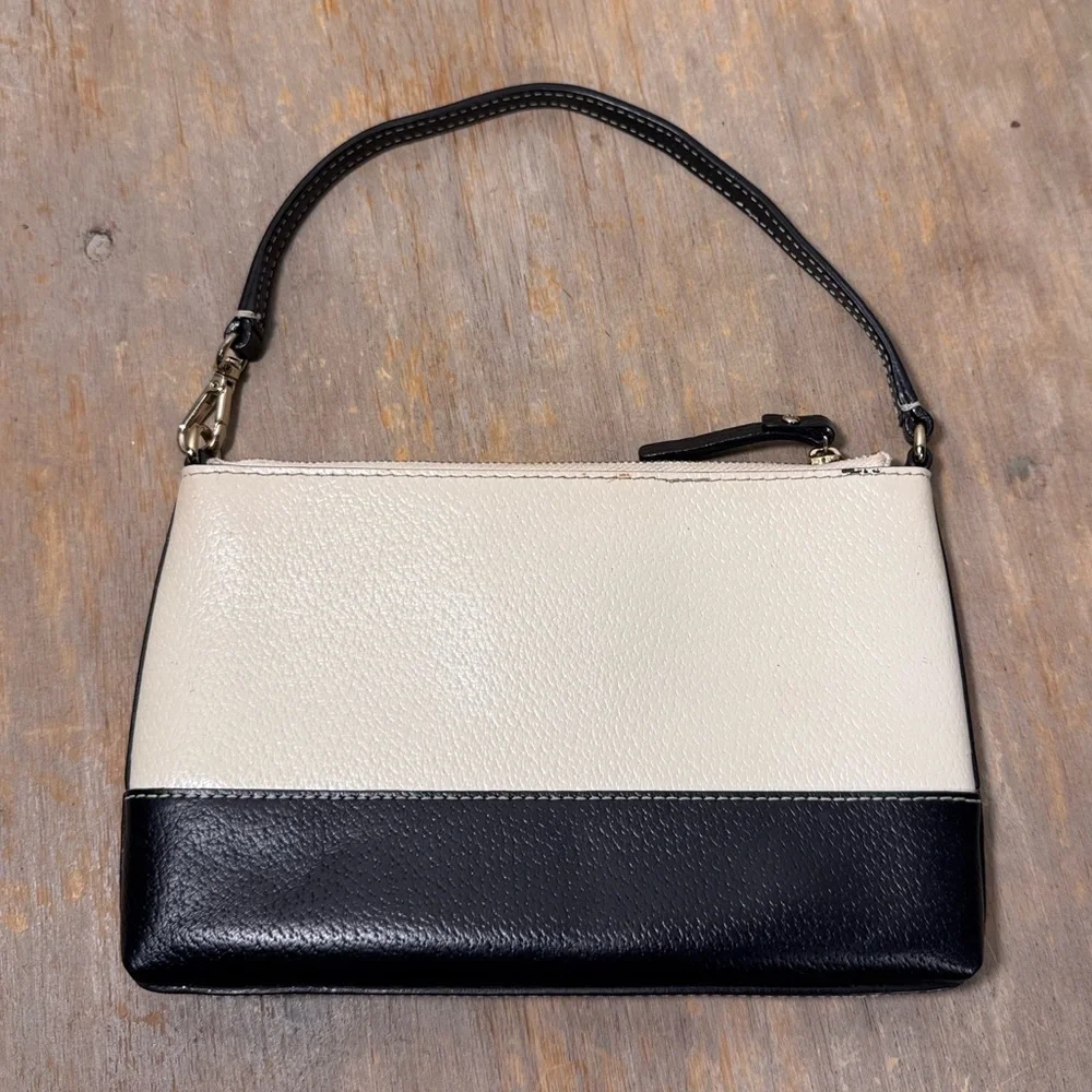 Kate Spade Black and White Leather Wristlet